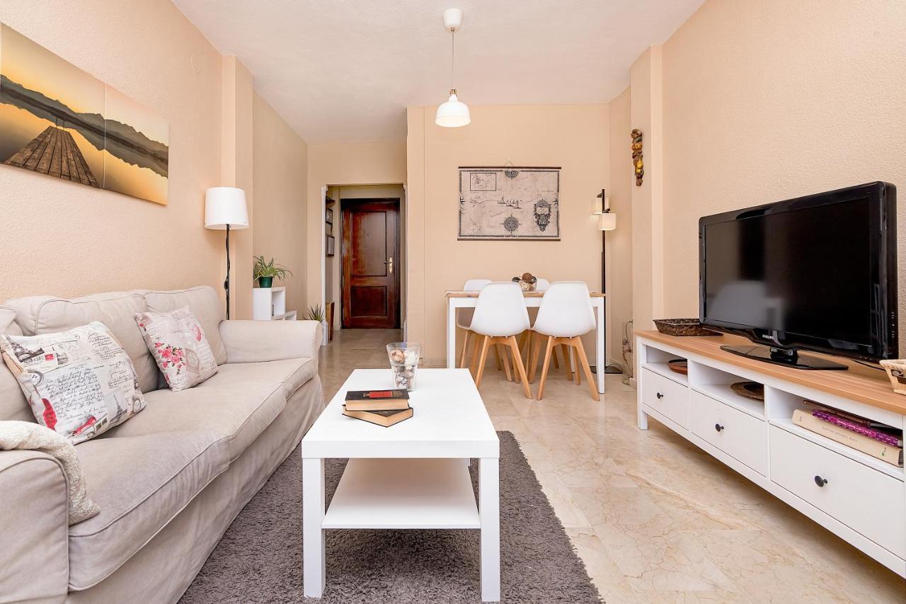 Sunshine Balcony- La Caleta Apartment Caleta De Velez Luaran gambar