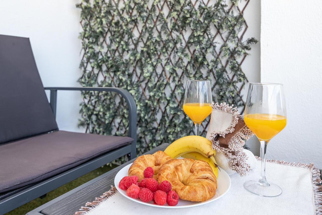 Sunshine Balcony- La Caleta Apartment Caleta De Velez Luaran gambar