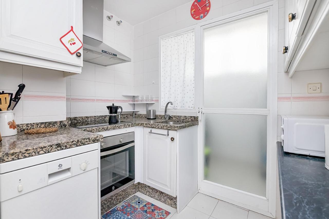 Sunshine Balcony- La Caleta Apartment Caleta De Velez Luaran gambar