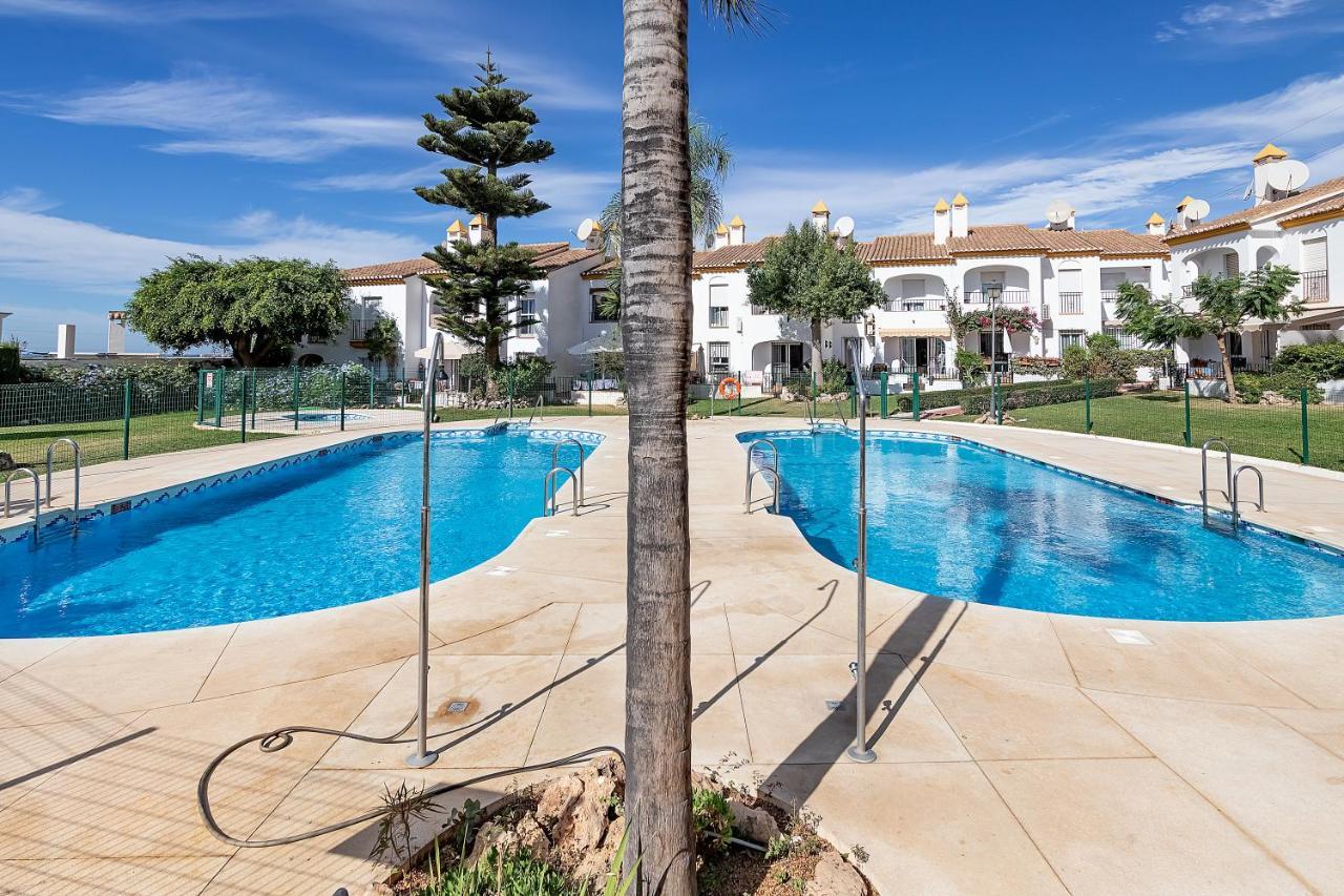 Sunshine Balcony- La Caleta Apartment Caleta De Velez Luaran gambar