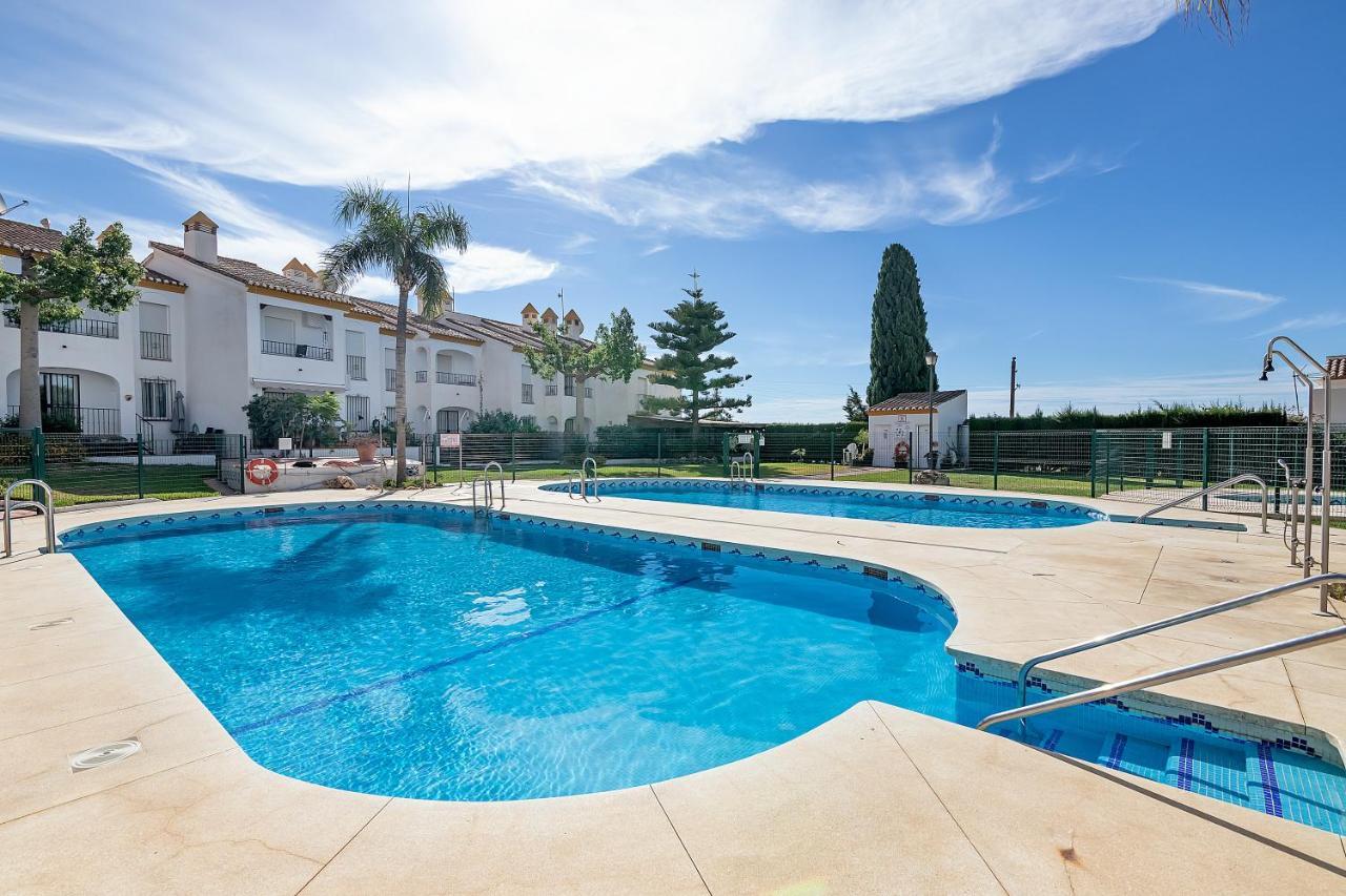 Sunshine Balcony- La Caleta Apartment Caleta De Velez Luaran gambar
